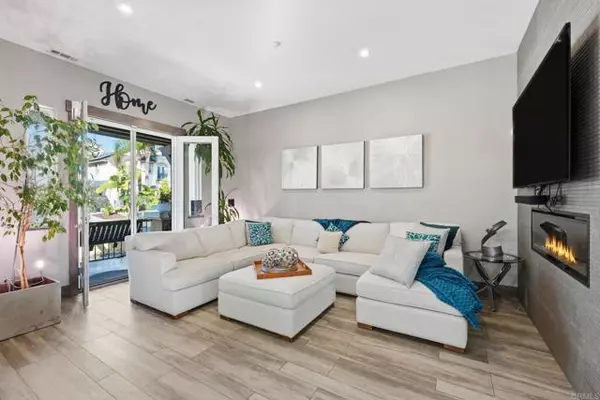 Encinitas, CA 92024,1109 Hampton Ct.