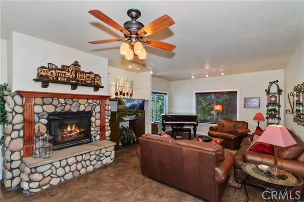 Lake Arrowhead, CA 92352,26589 Amador