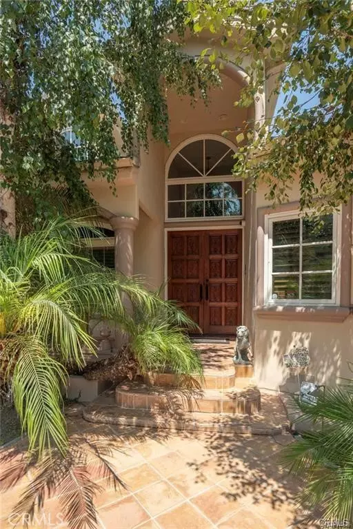 Sherman Oaks, CA 91423,4063 Benedict Canyon DR