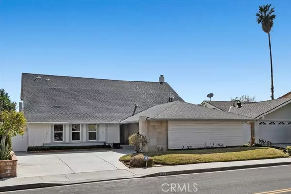 Valencia, CA 91355,23850 Via Jacara