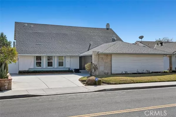23850 Via Jacara, Valencia, CA 91355
