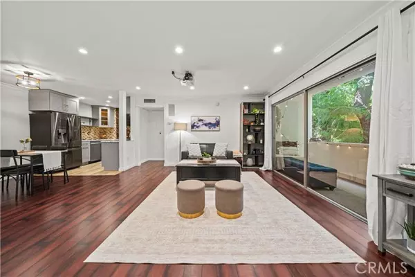 5215 Balboa BLD 203, Encino, CA 91316