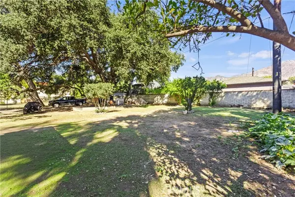 Altadena, CA 91001,379 Buena Loma