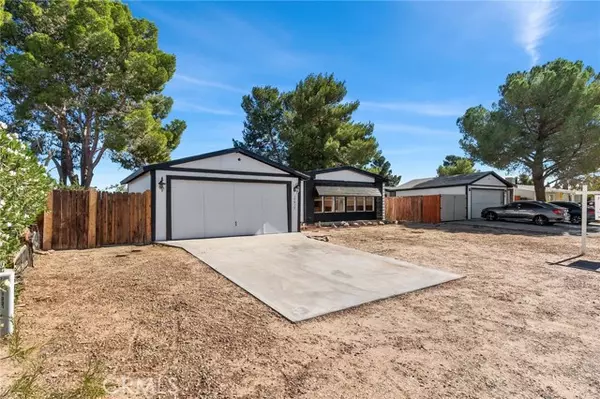 Adelanto, CA 92301,19017 Panther