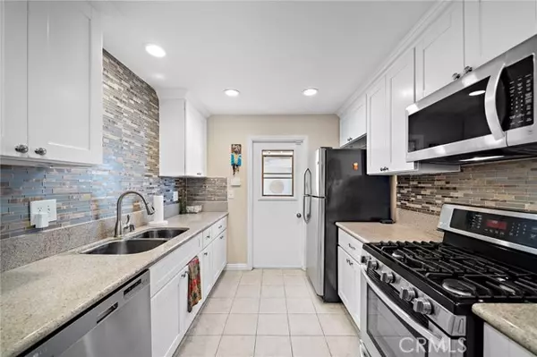 Costa Mesa, CA 92626,2404 Niagara