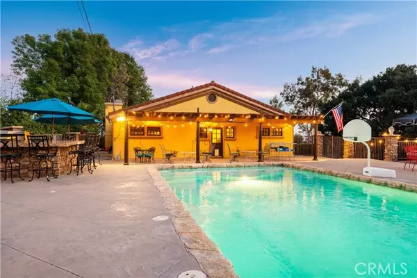 La Habra Heights, CA 90631,607 West