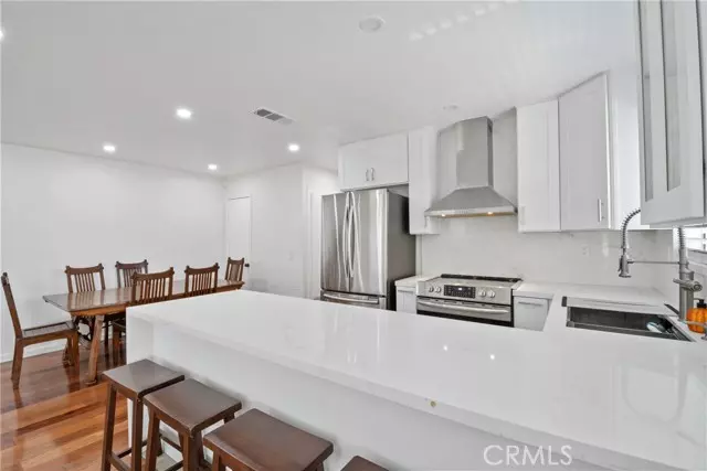 Azusa, CA 91702,1190 W Calle Del Sol 4