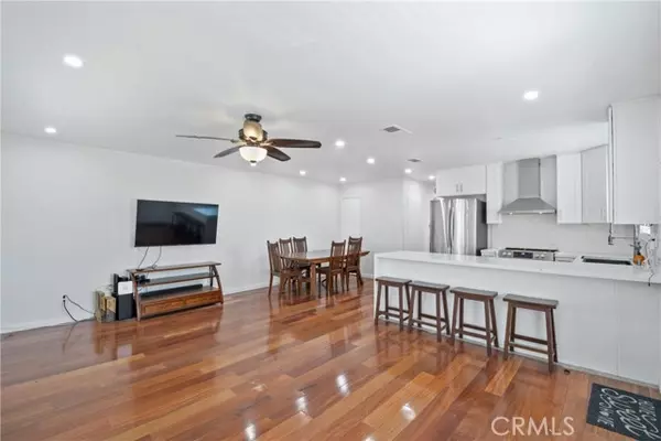 Azusa, CA 91702,1190 W Calle Del Sol 4