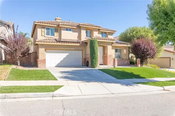 33032 Canopy LN, Lake Elsinore, CA 92532