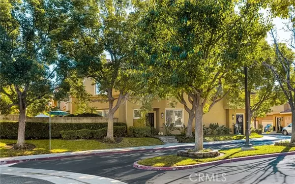 2785 N Rochester B, Orange, CA 92867