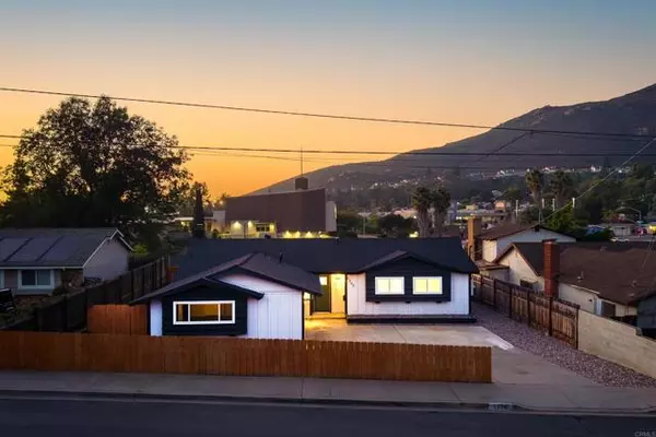 San Diego, CA 92119,6548 Bantam Lake CIR