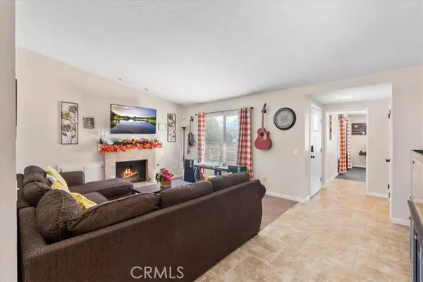 Victorville, CA 92395,14318 Montecito