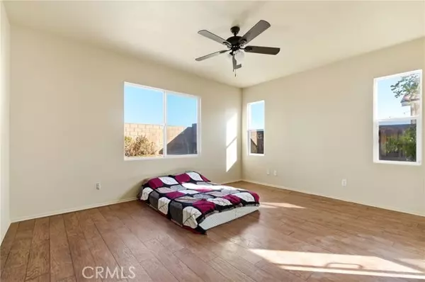 San Jacinto, CA 92582,741 Amor