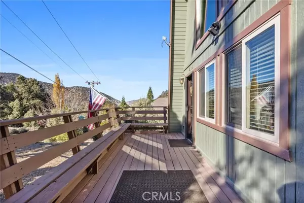 CA 93222,2116 Glacier DR