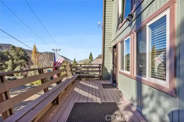 CA 93222,2116 Glacier DR