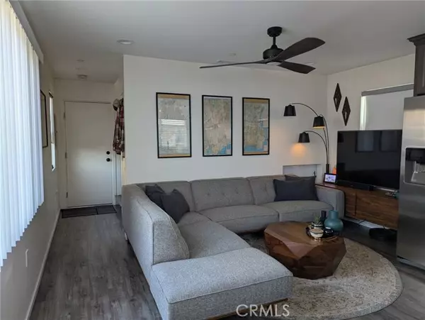 2526 Delaware St., Huntington Beach, CA 92648