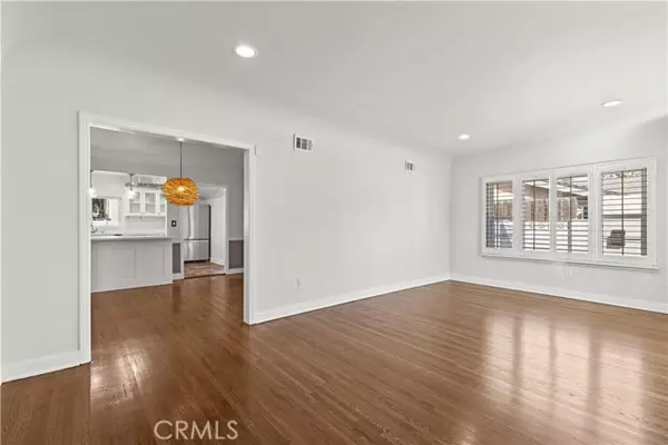 North Hollywood, CA 91602,11147 Hortense ST