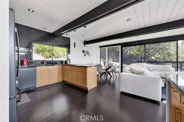 Sherman Oaks, CA 91423,4009 Weslin AVE