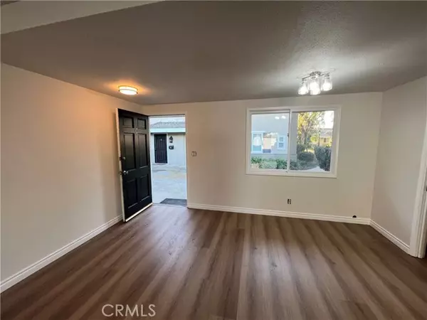 Costa Mesa, CA 92627,1741 Tustin 10C