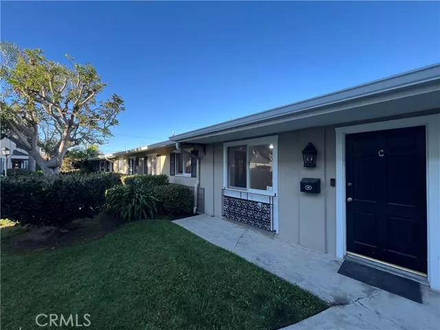 Costa Mesa, CA 92627,1741 Tustin 10C