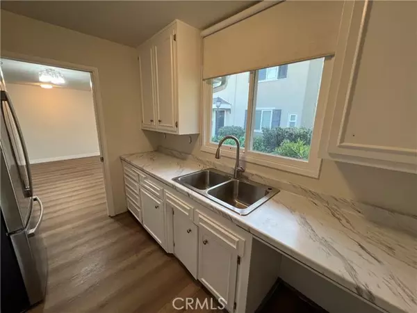 Costa Mesa, CA 92627,1741 Tustin 10C