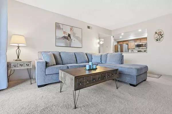 Escondido, CA 92025,1040 E Washington AVE 37