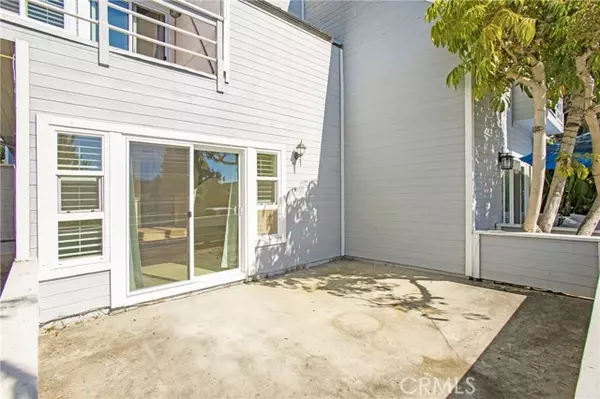 Laguna Beach, CA 92651,552 Cypress A