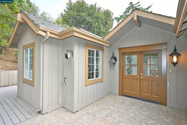 Martinez, CA 94553,1199 Panoramic DR