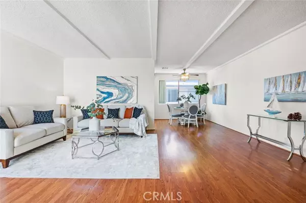 Alhambra, CA 91801,999 E Valley 92