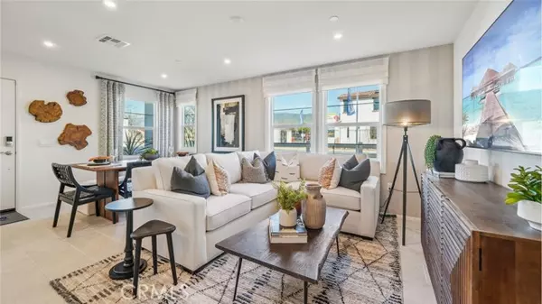 Fontana, CA 92336,16184 Lumia WAY