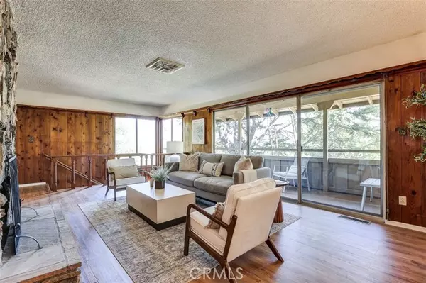 Sunland, CA 91040,7951 Glenties LN