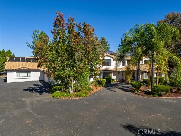 Alpine, CA 91901,2412 Deland