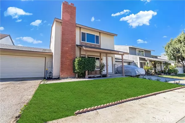 1736 E Oakridge, West Covina, CA 91792