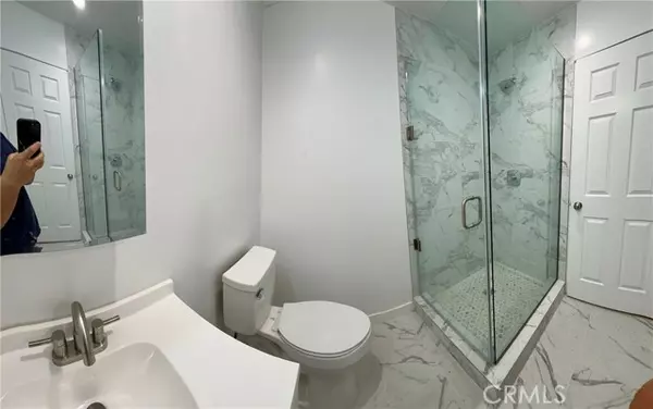 Reseda, CA 91335,18654 Runnymede St. 1/2