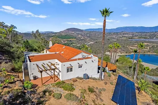 Escondido, CA 92026,27944 Turner Heights LN