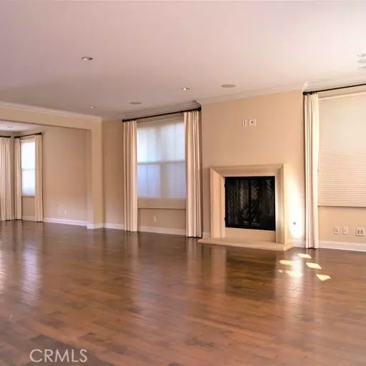 Irvine, CA 92620,56 Twin Gables