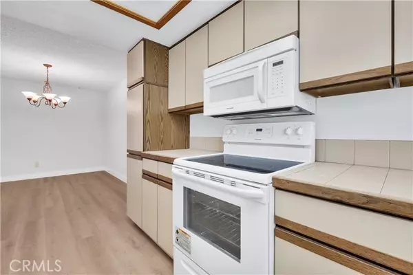 Los Angeles, CA 90066,5000 S Centinela AVE 244