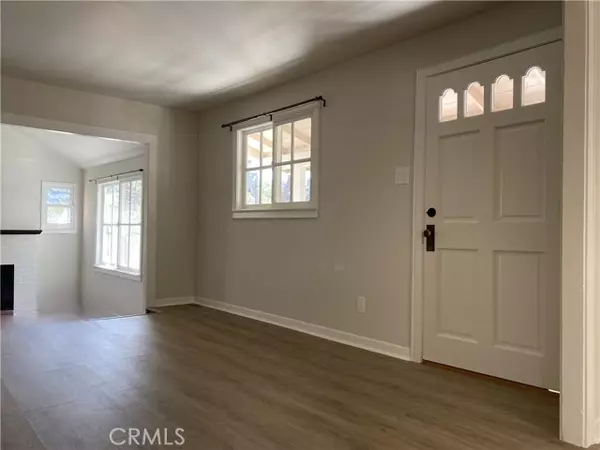 Los Angeles, CA 90046,1916 Weepah WAY