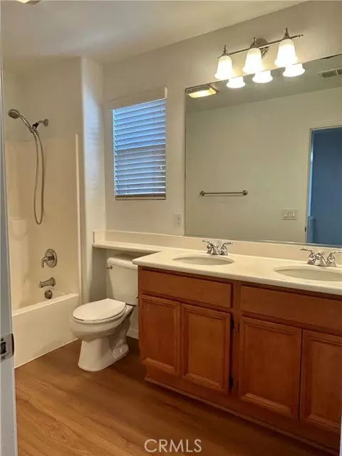 Chino, CA 91710,6982 Swiss