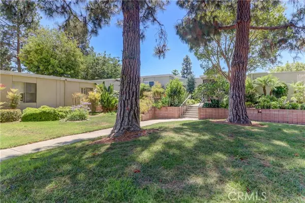 312 Ave Castilla D, Laguna Woods, CA 92637