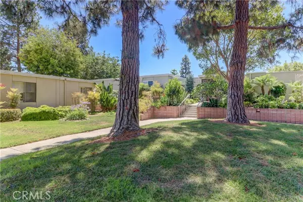 312 Ave Castilla D, Laguna Woods, CA 92637