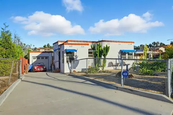 La Mesa, CA 91941,4477 Spring ST