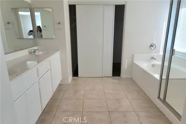 Victorville, CA 92392,11729 Cliffwood RD