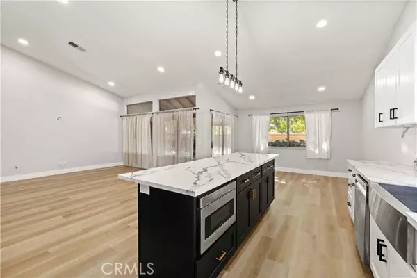 Lancaster, CA 93535,1008 E Avenue J7