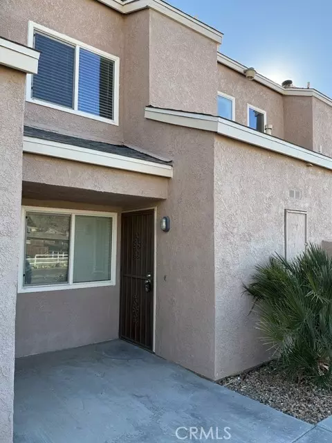 Apple Valley, CA 92307,20157 Carlisle RD C