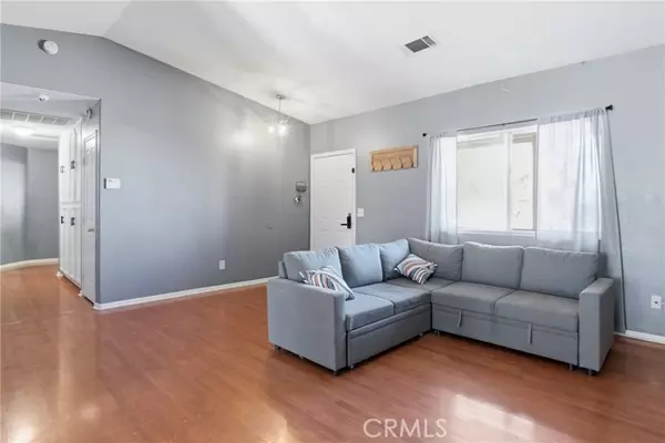 Hesperia, CA 92345,18401 Westlawn St