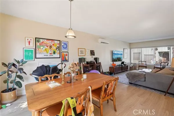 Los Angeles, CA 90039,2305 Silver Ridge AVE