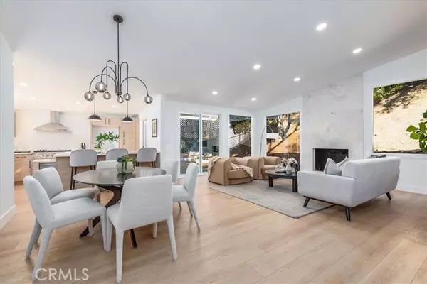 Beverly Hills, CA 90210,9921 Westwanda