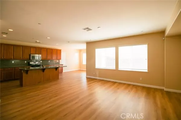 Menifee, CA 92585,29577 Longshore DR