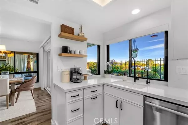 Mission Viejo, CA 92692,27722 Campanet